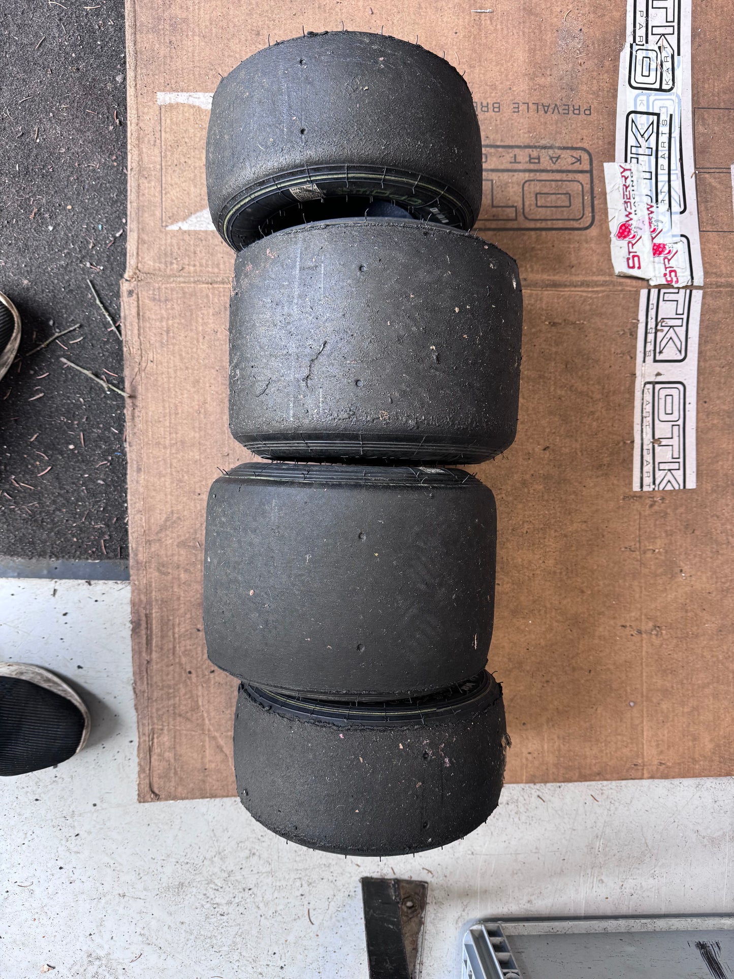 MOJO D5 TYRES USED