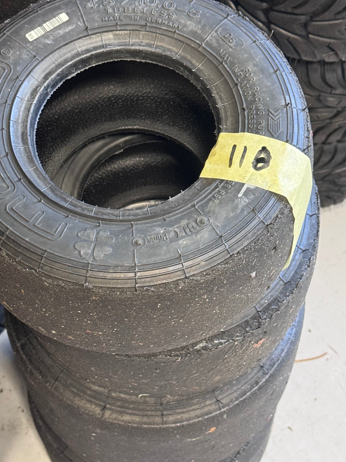 MOJO D5 Tyres Set Used - ID118