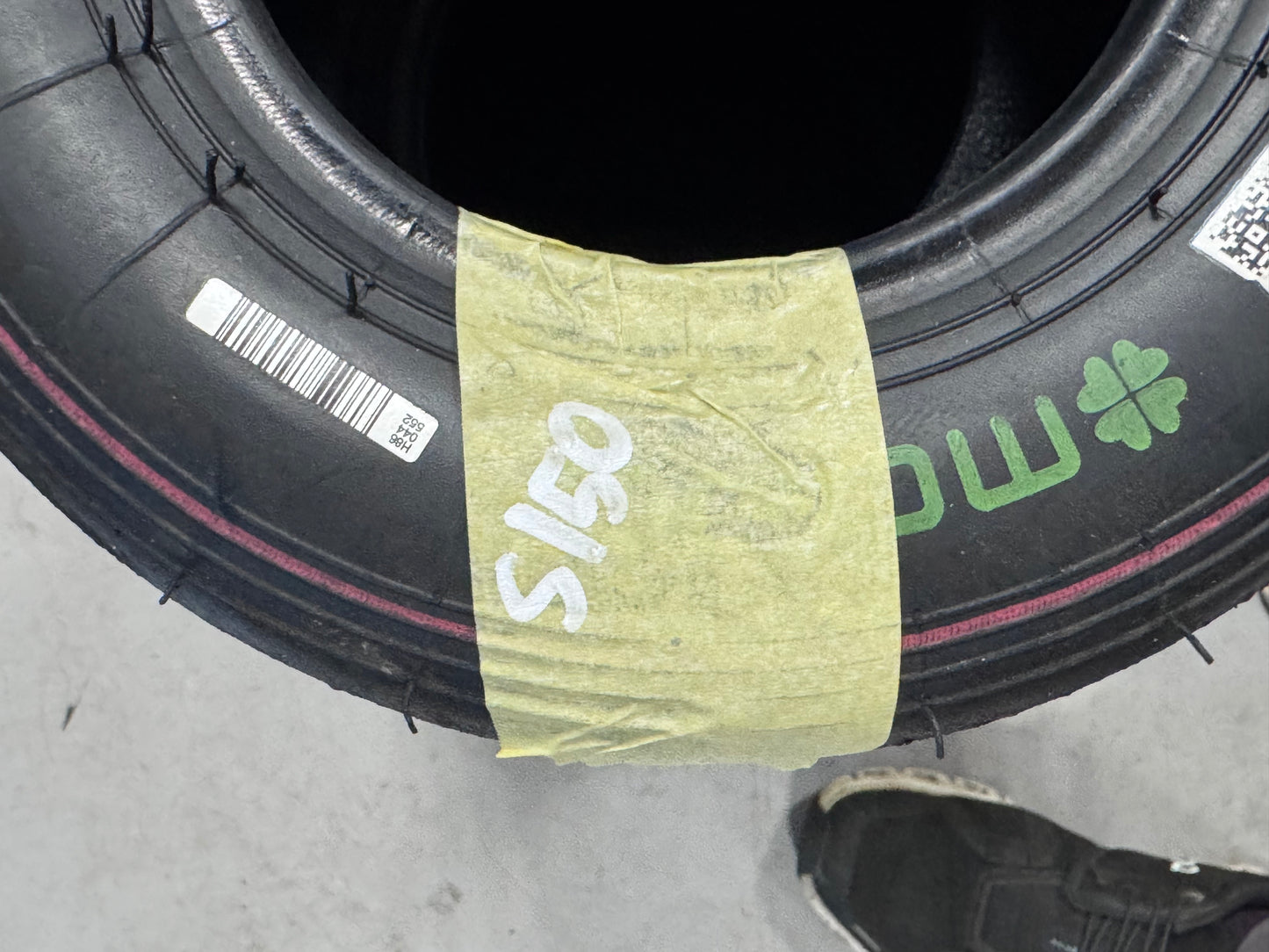 Mojo D2 Tyres - Used - very good - ID150