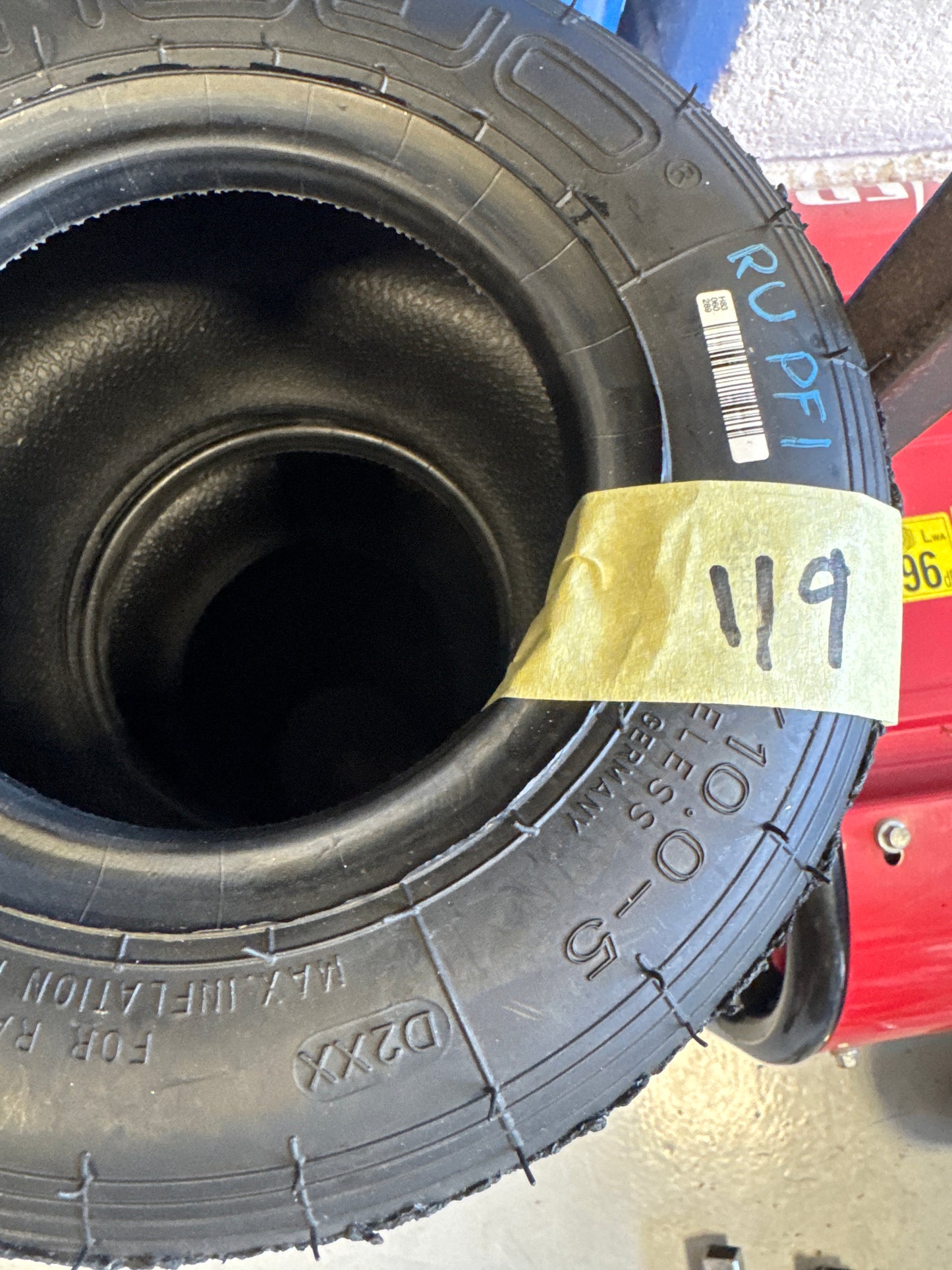MOJO D2 Tyres- Used- ID119