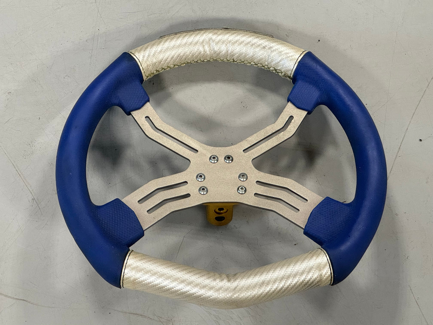 LANDO LN4 STEERING WHEEL