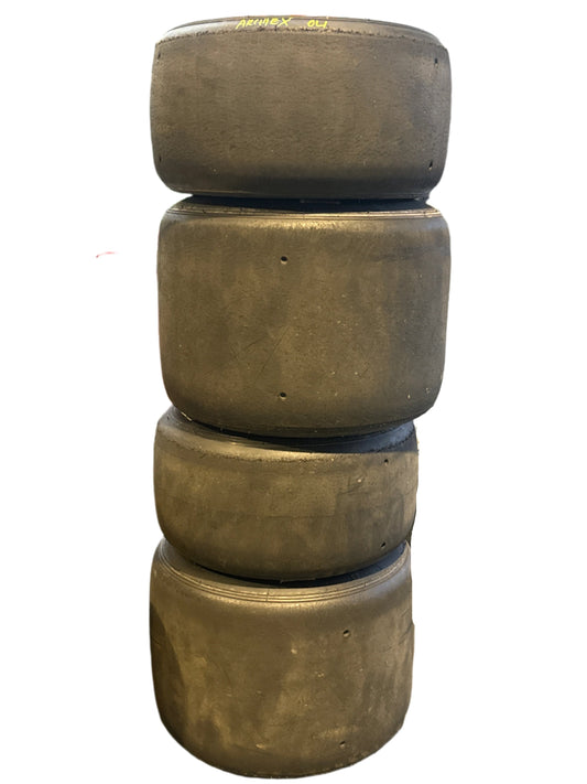 2025 MAXXIS SPORTS SLICK TYRES - Used