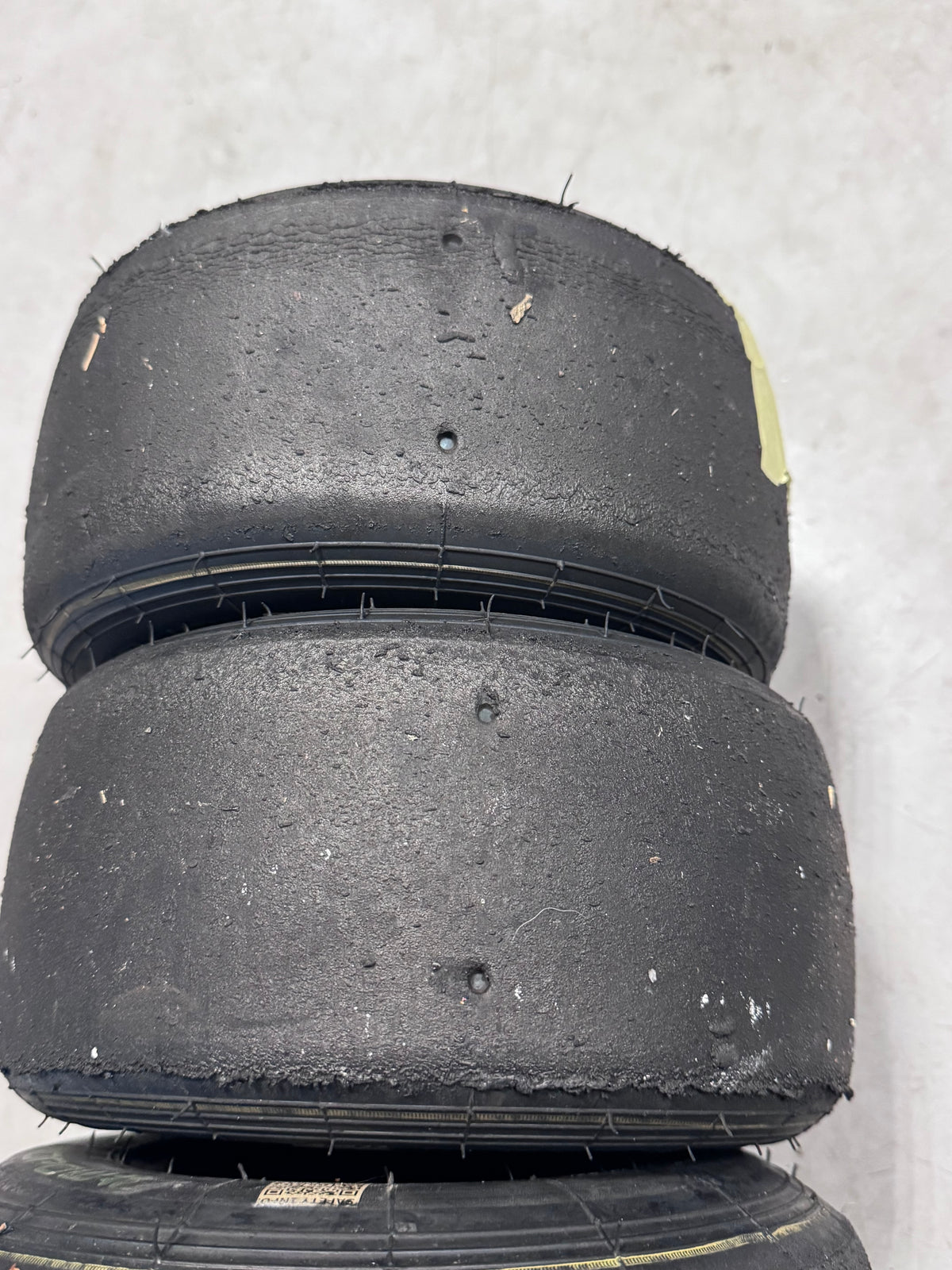 MOJO D5 Tyres Set Used - ID152
