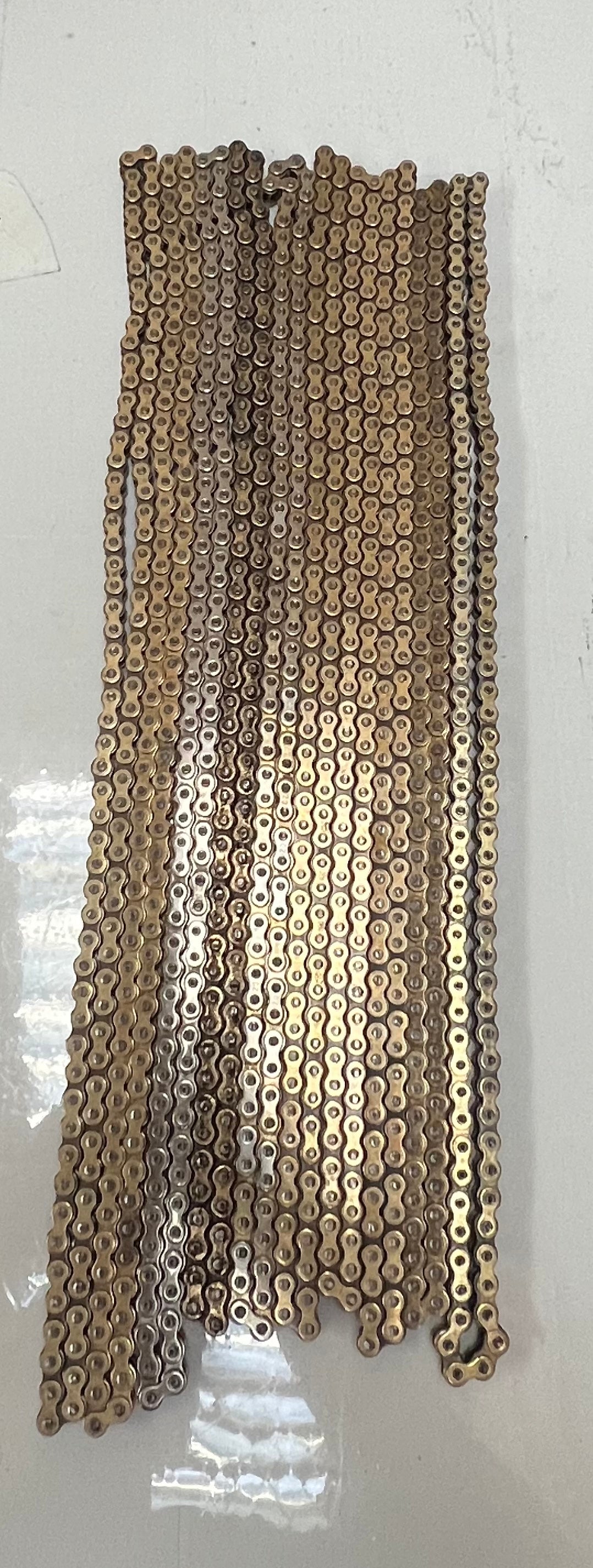 ASORTMENT OF CHAINS