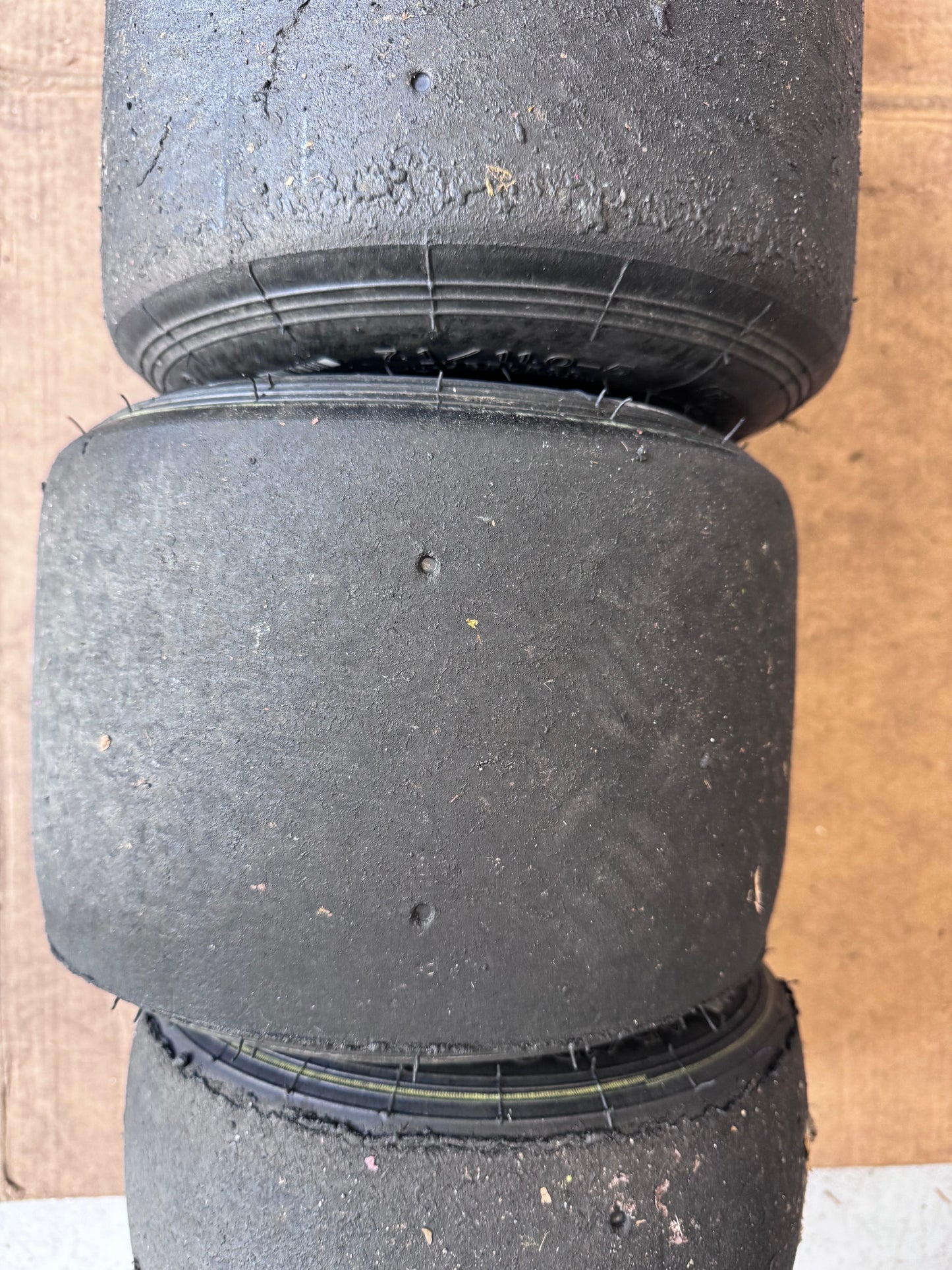 MOJO D5 TYRES USED