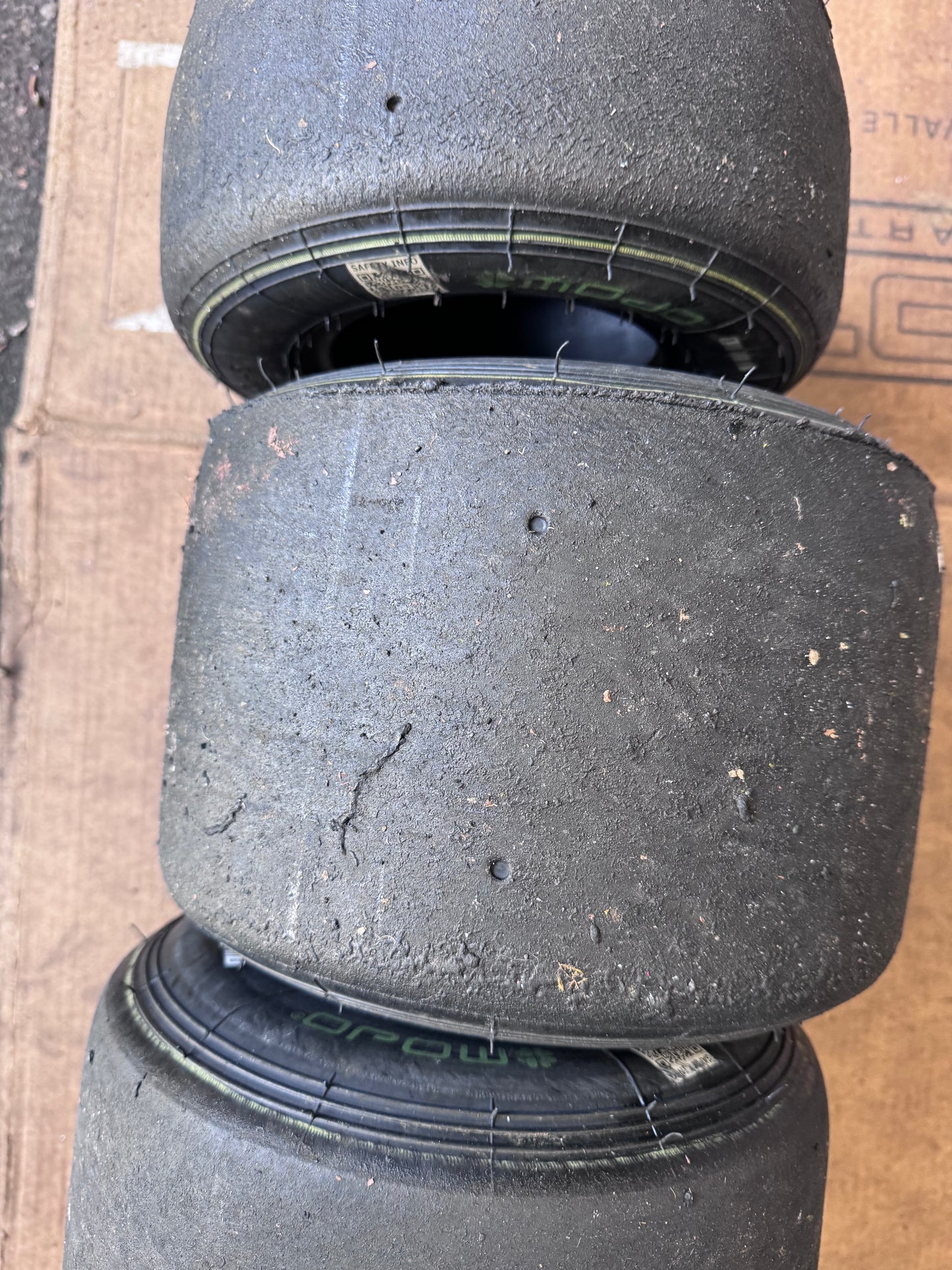 MOJO D5 TYRES USED