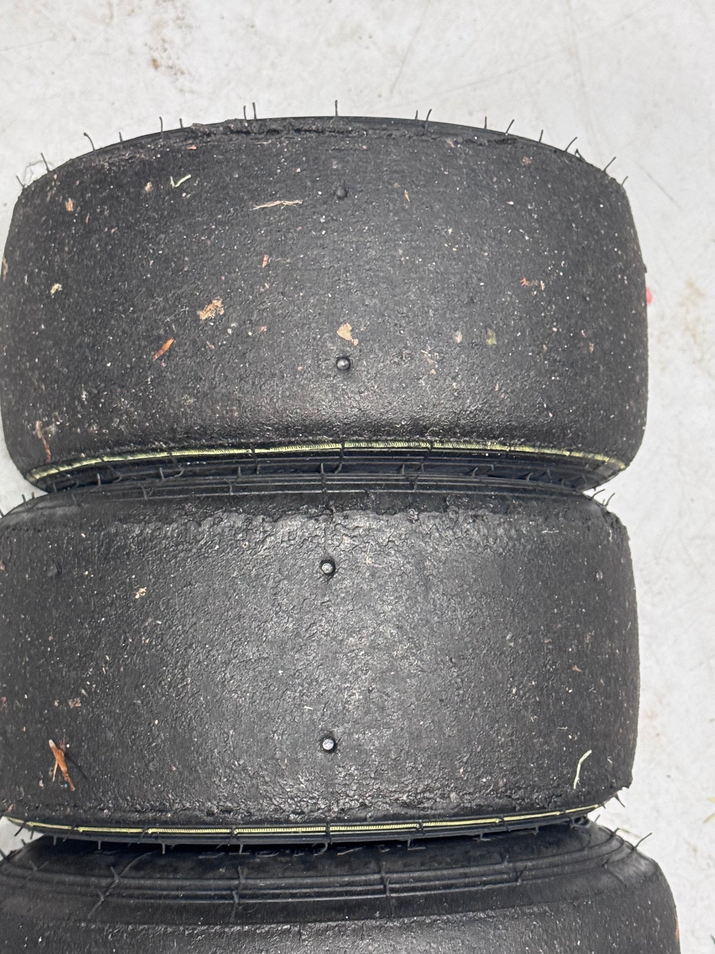 MOJO D5 Tyres Set Used - ID118