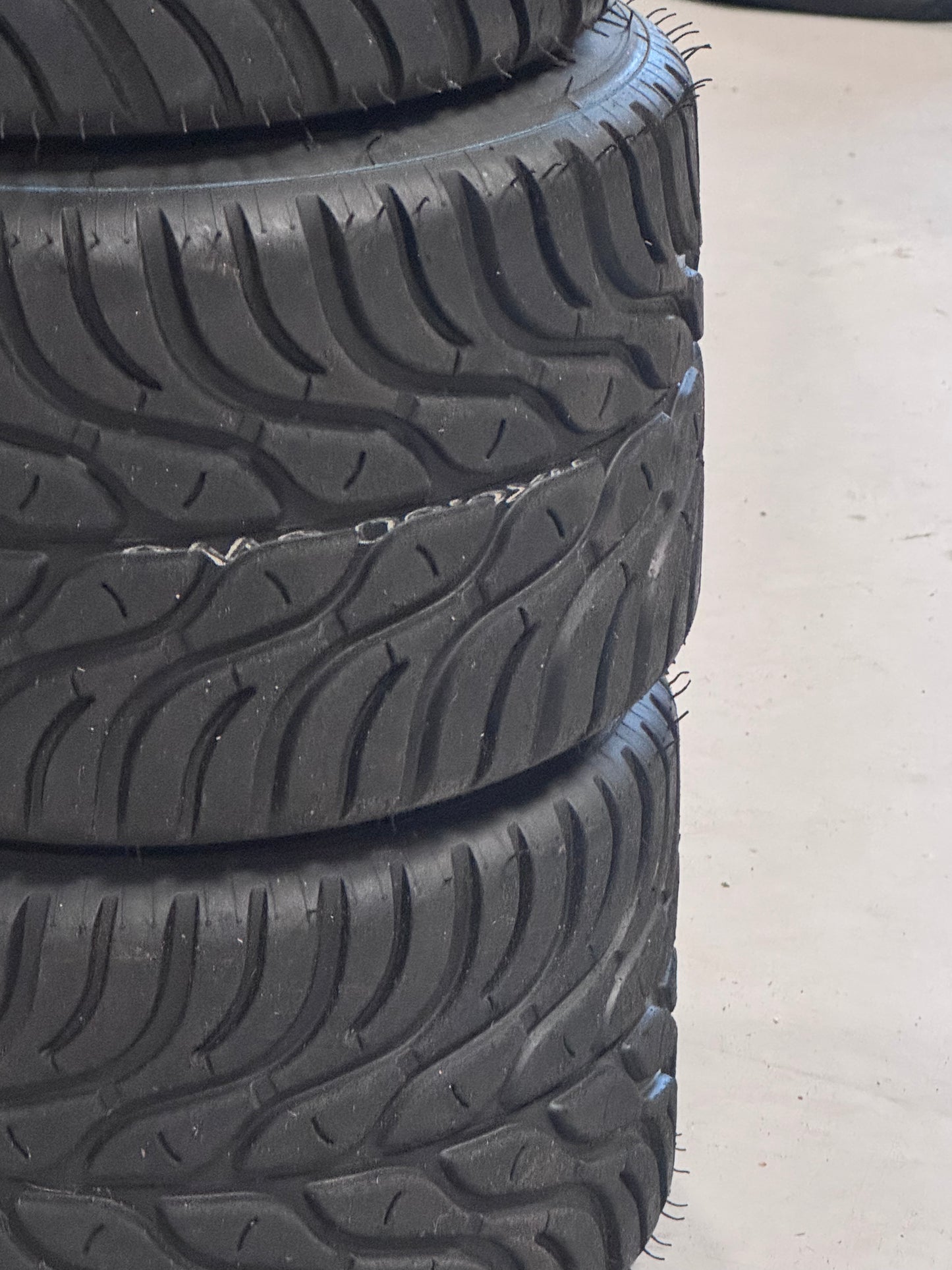 Mojo W5 Wet Tyres