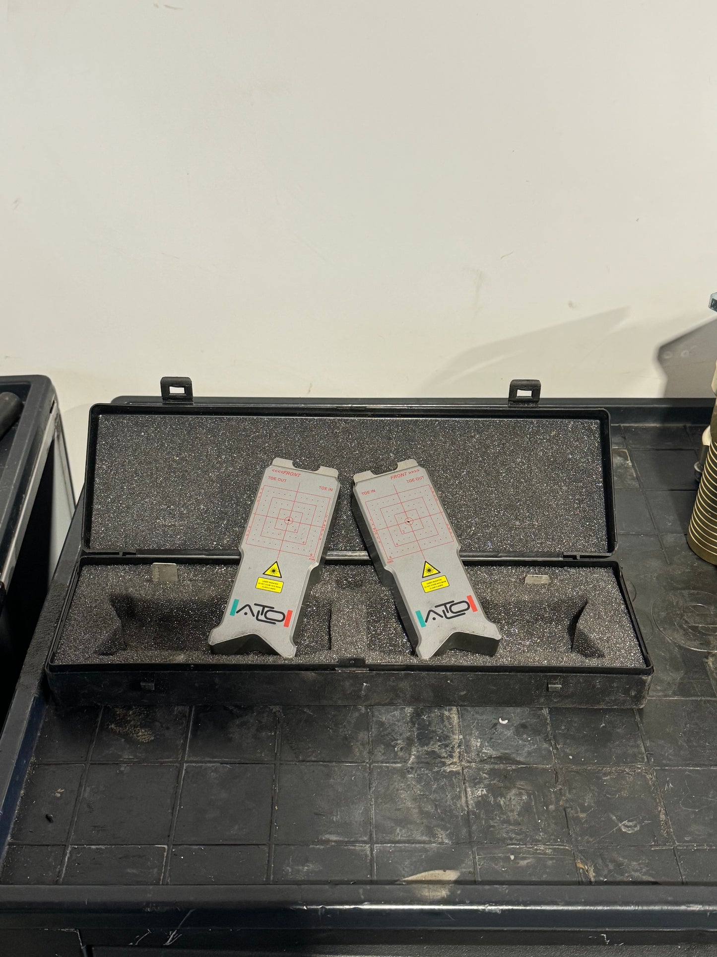 Alto Lasers - Almost new