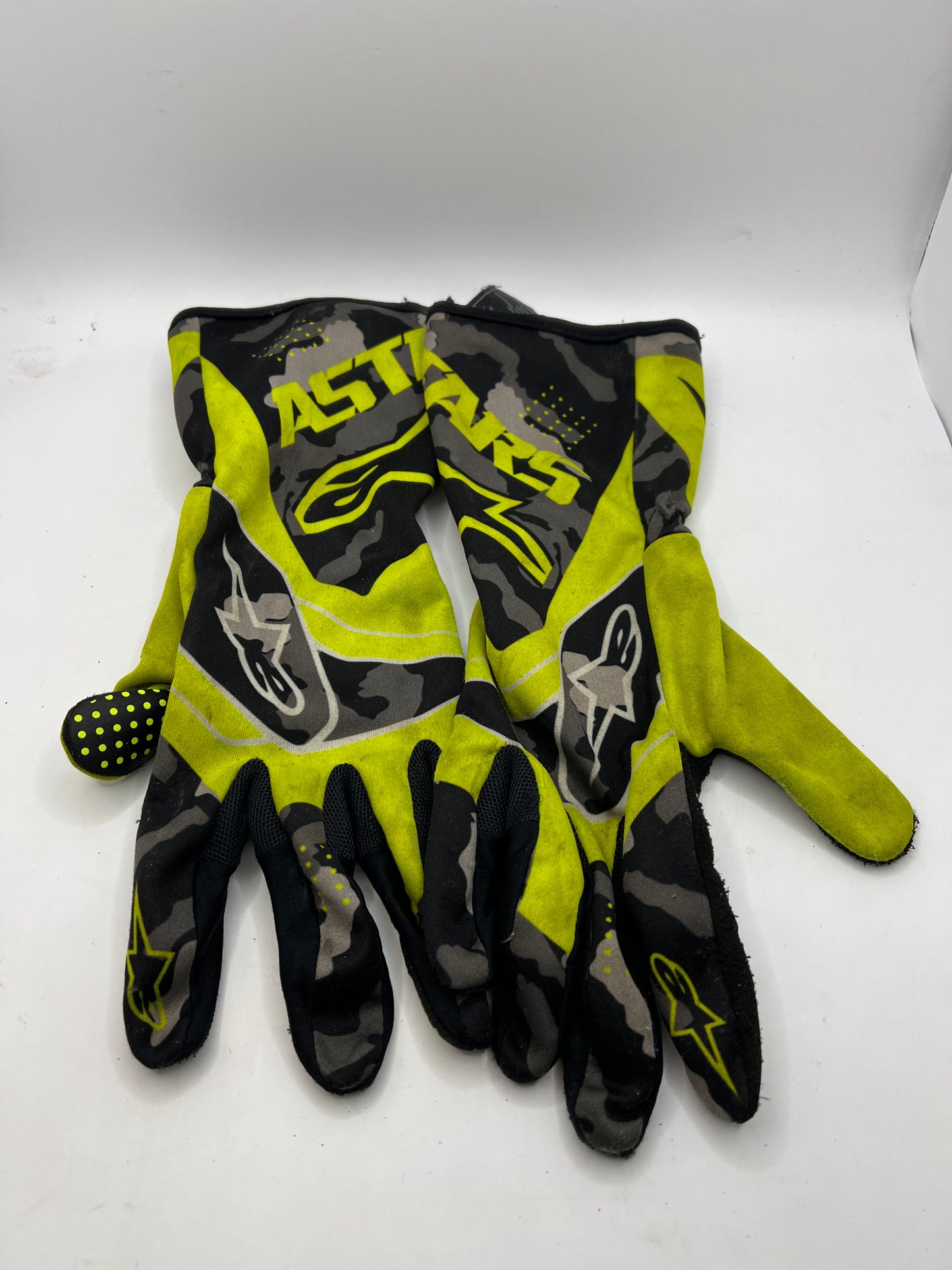 KIDS ALPINESTARS KARTING GLOVES - USED TWICE